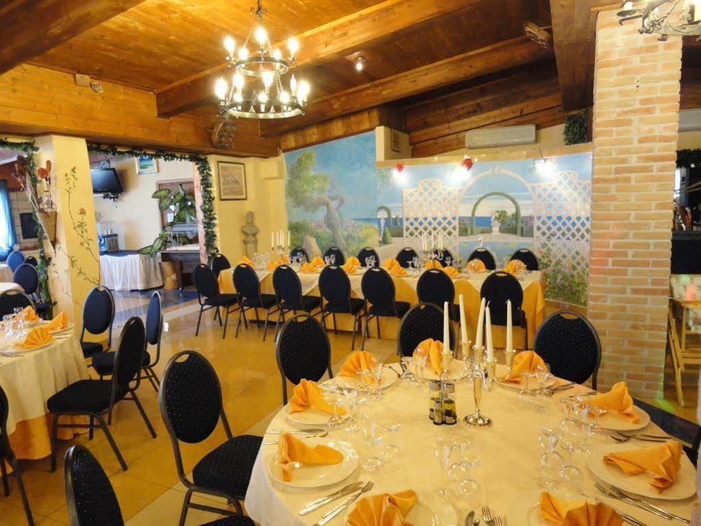 Residence Parco Del Sole Rodi Garganico Extérieur photo
